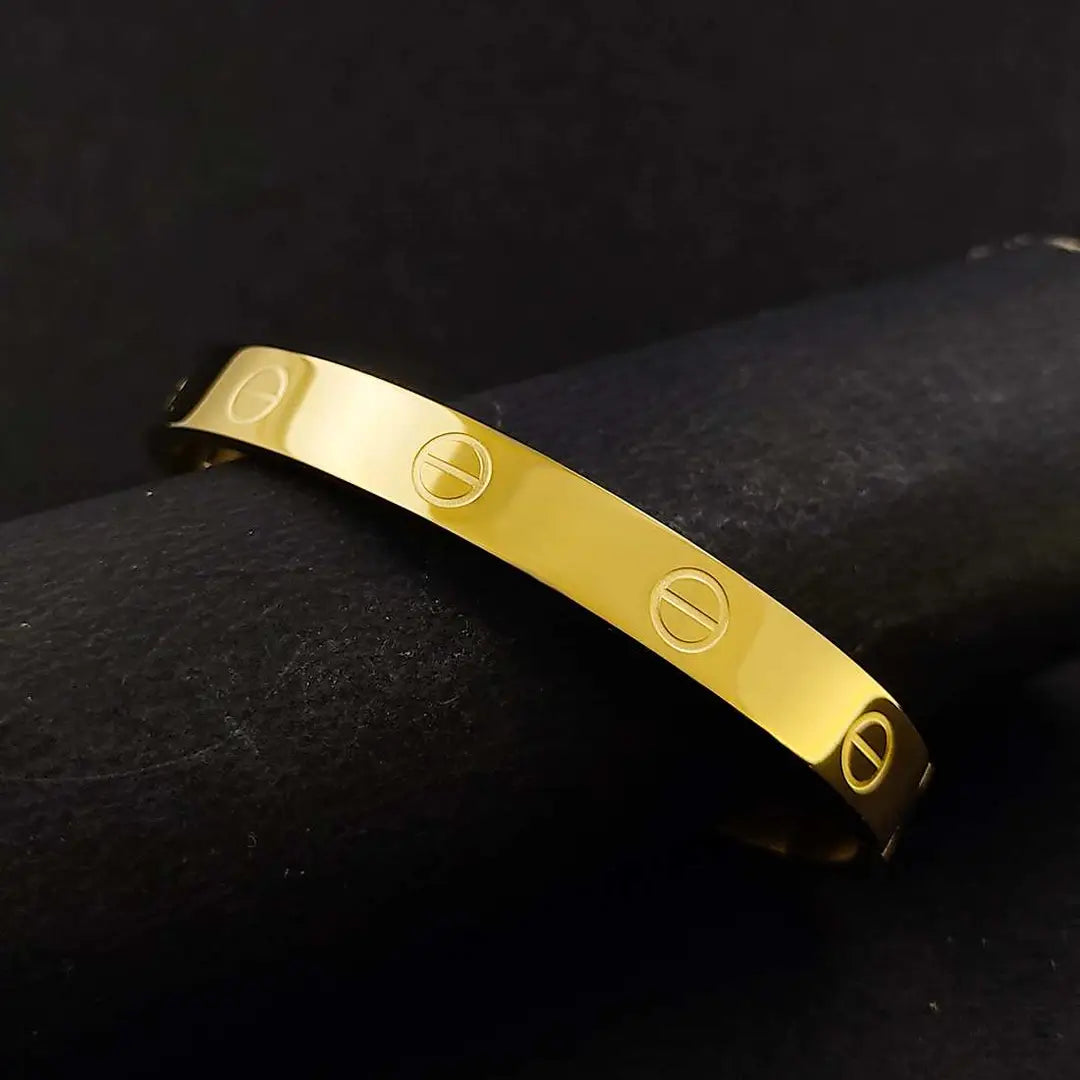 Elegant High Polished Stainless Steel Designer Gold Plated Kada For Unisex